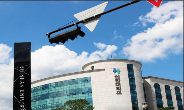 韩国信韩大学2026年春季1年制双语授课专升本申请指南(1)